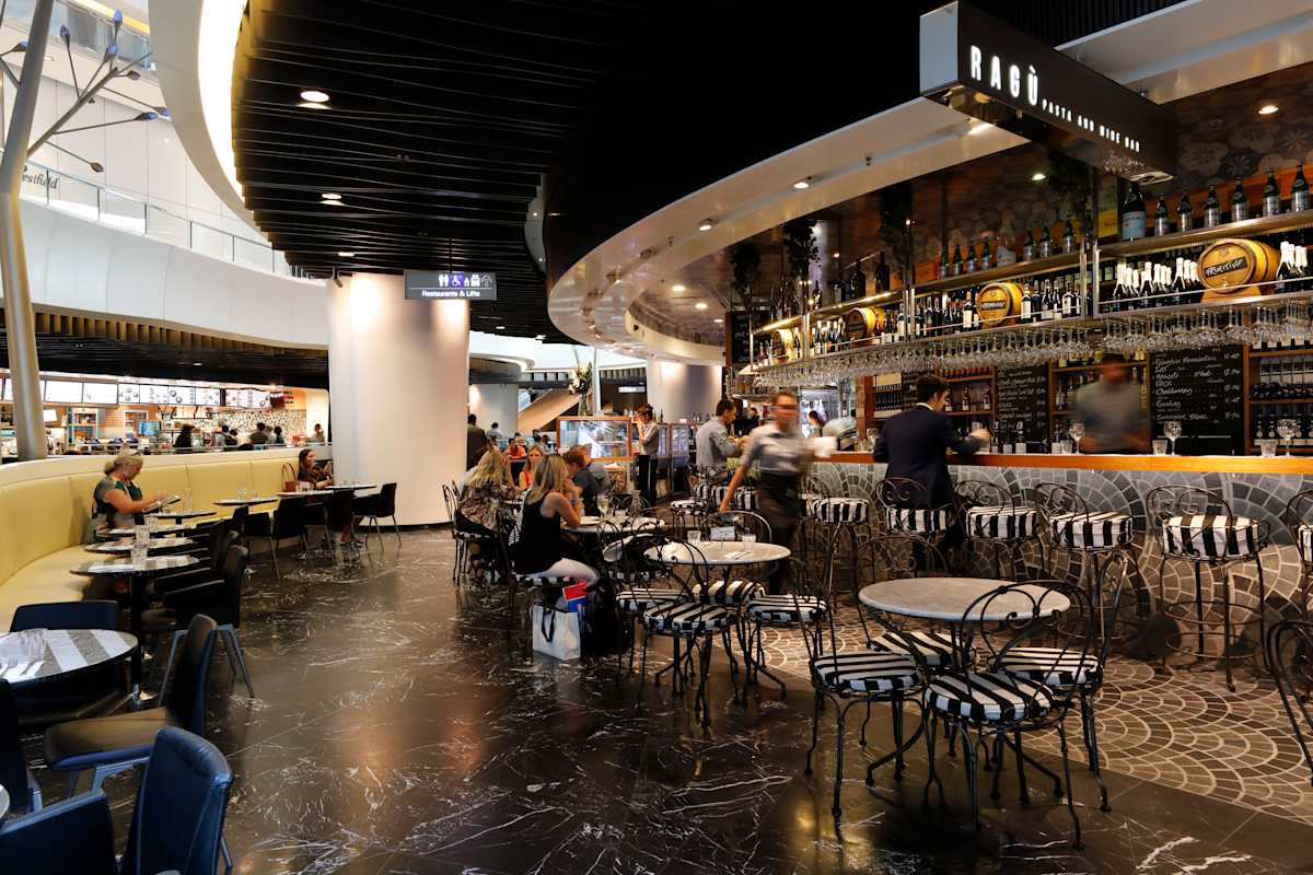 Ragu Pasta & Wine Bar storefront image
