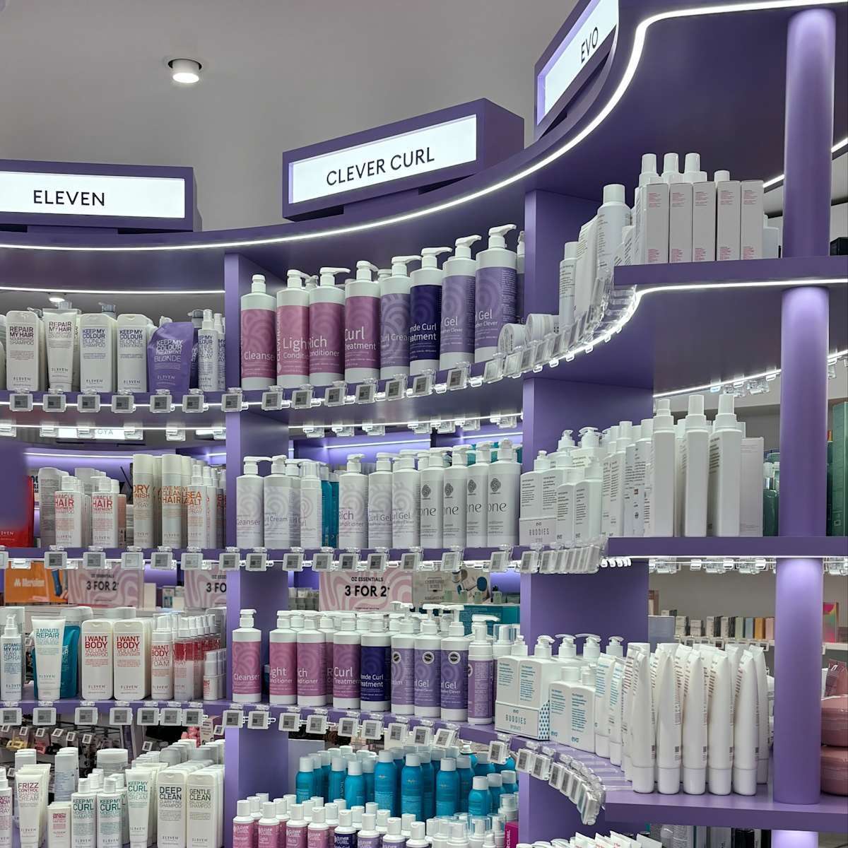 PRODUCT_OZ HAIR AND BEAUTY
