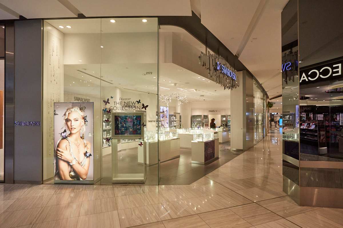 Swarovski storefront image