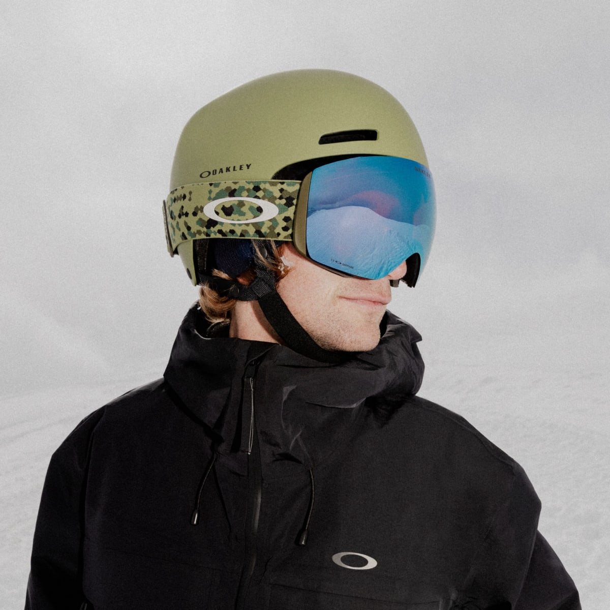 Oakley: Oakley Snow Spend and Save Offer