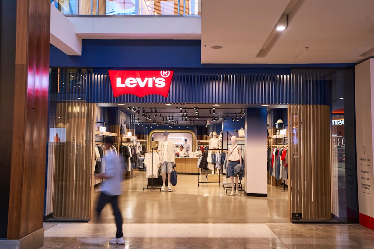 Doncaster - Levi's Storefront 2025