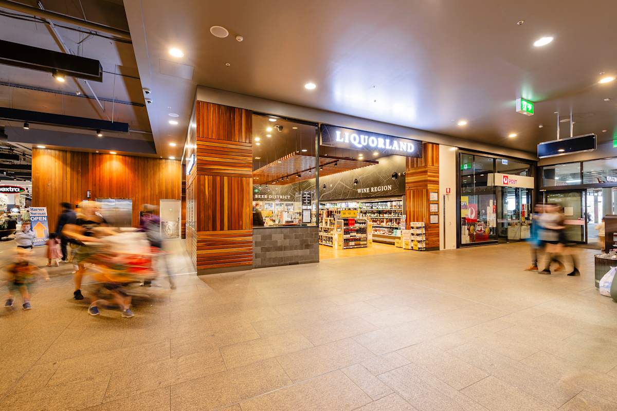 Liquorland storefront image