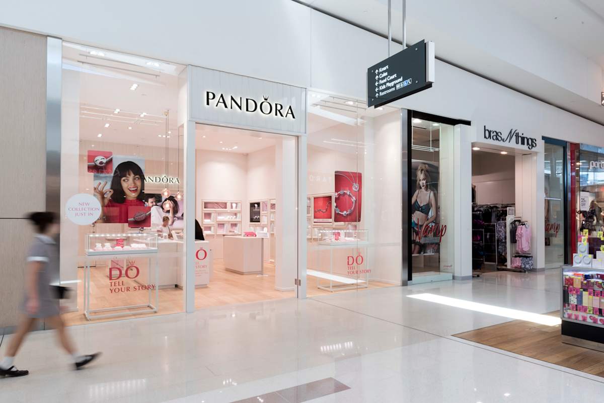 Pandora storefront image