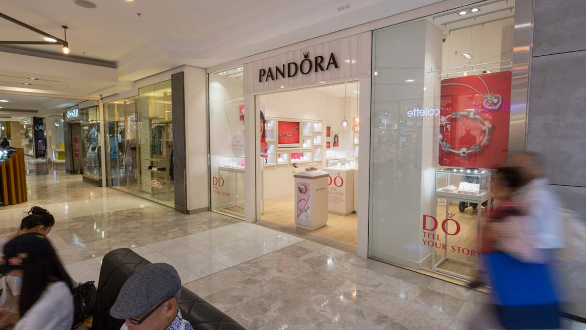 Pandora storefront image