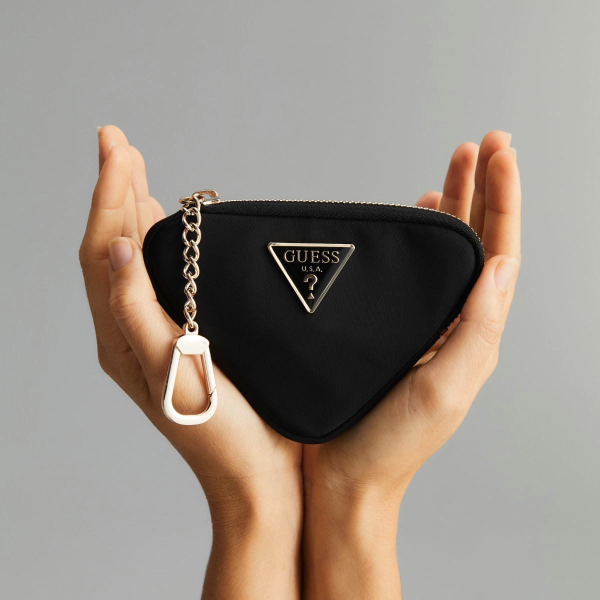 Strand: Guess Gift with Purchase