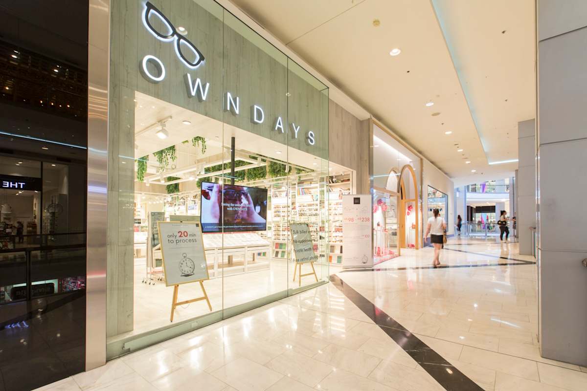 Owndays storefront image