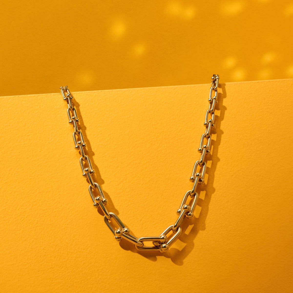 SO MD26 AU Tiffany&Co 1200x1200