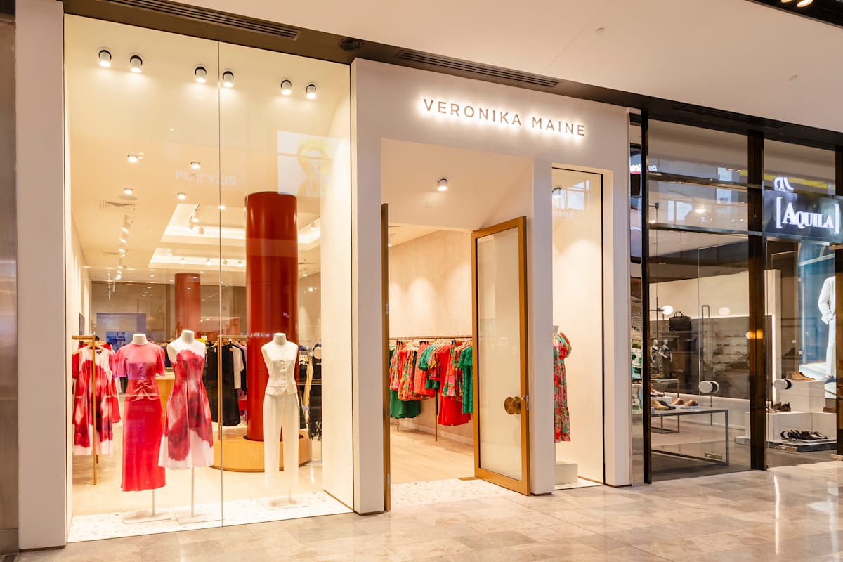 Veronika Maine storefront image