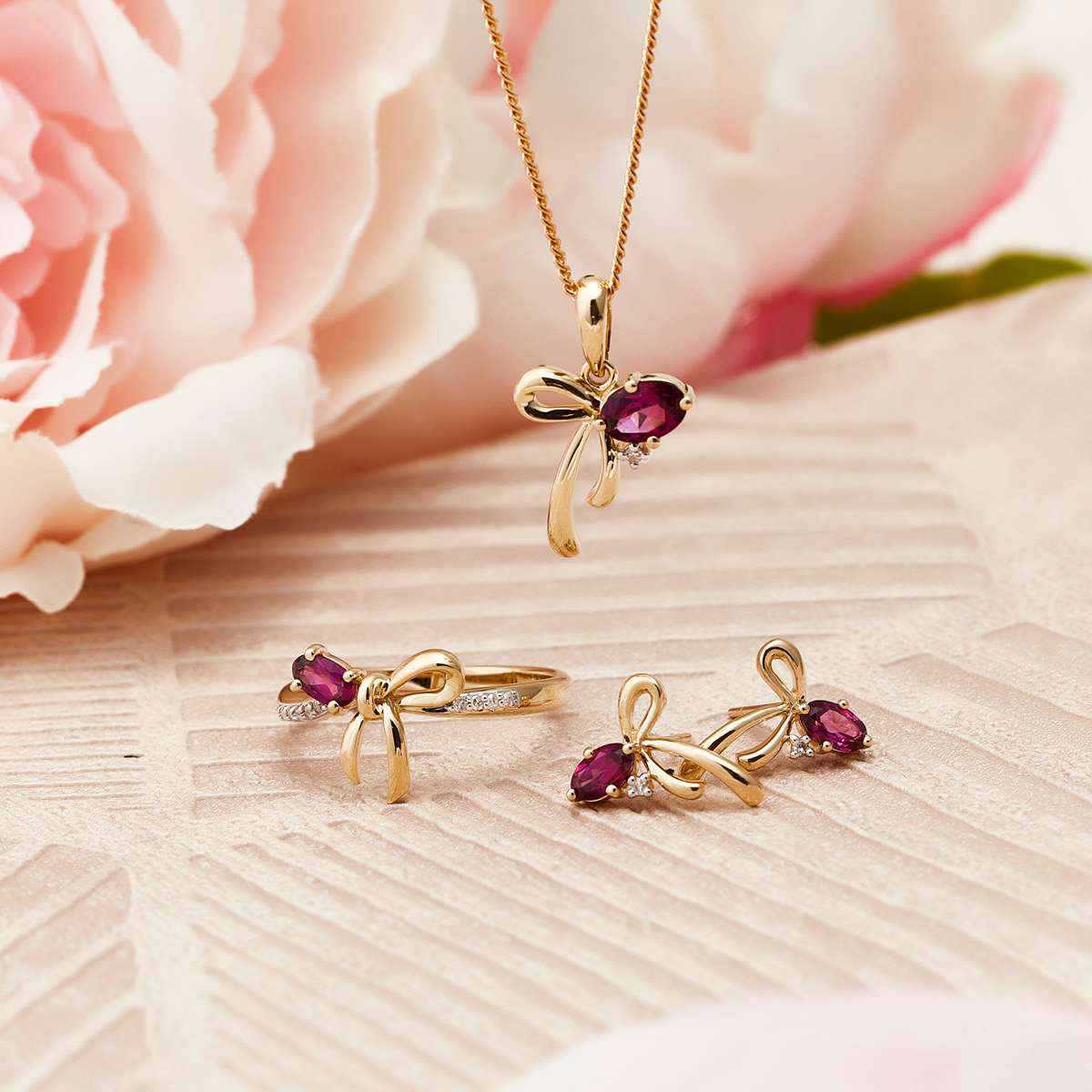 Stewart Dawsons Jewellers: Spend & save today