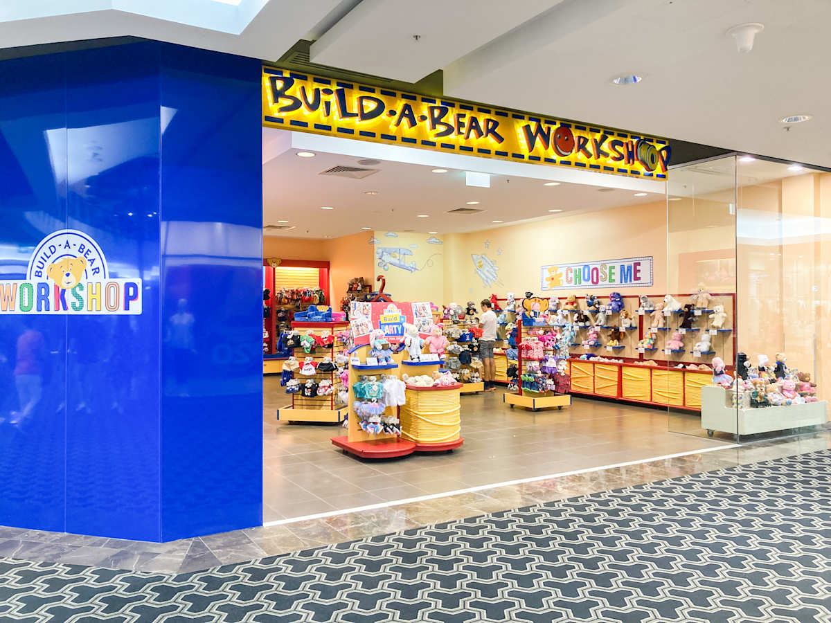 Build-A-Bear Workshop storefront image