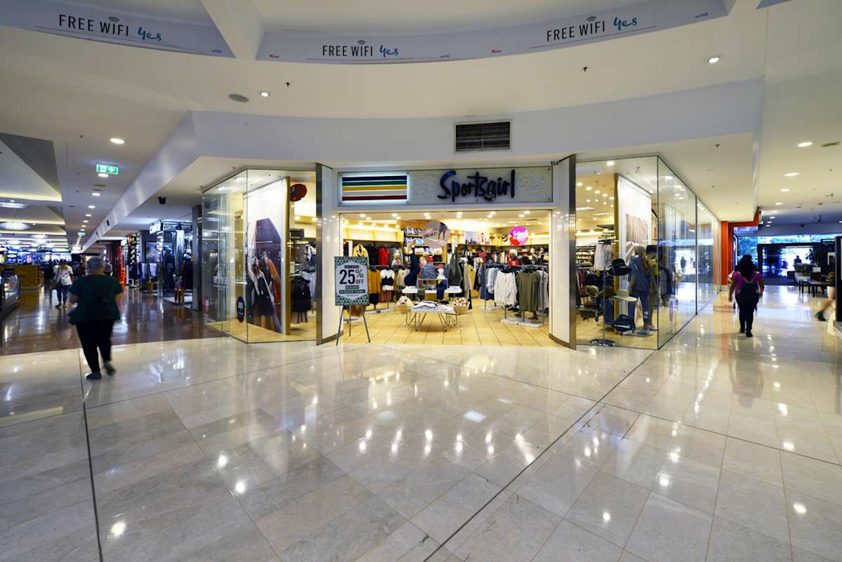 Sportsgirl storefront image