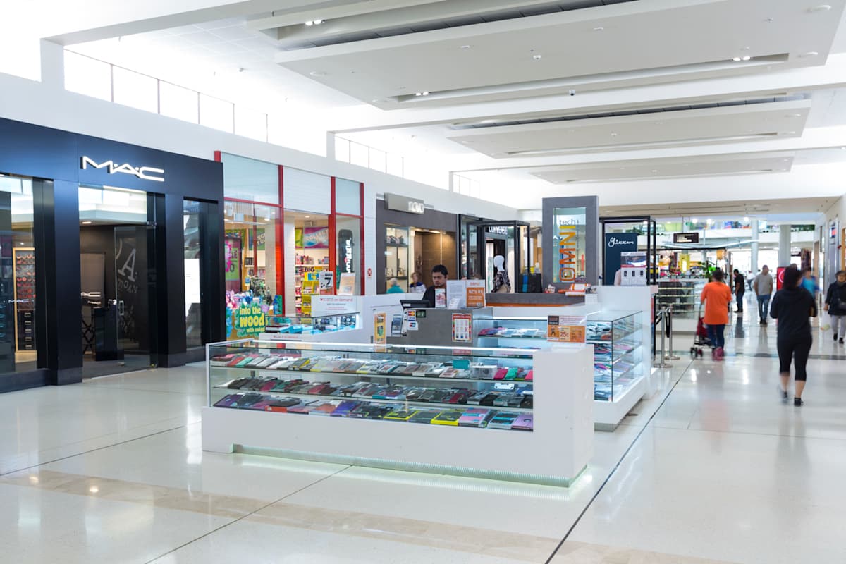 Omni Tech storefront image