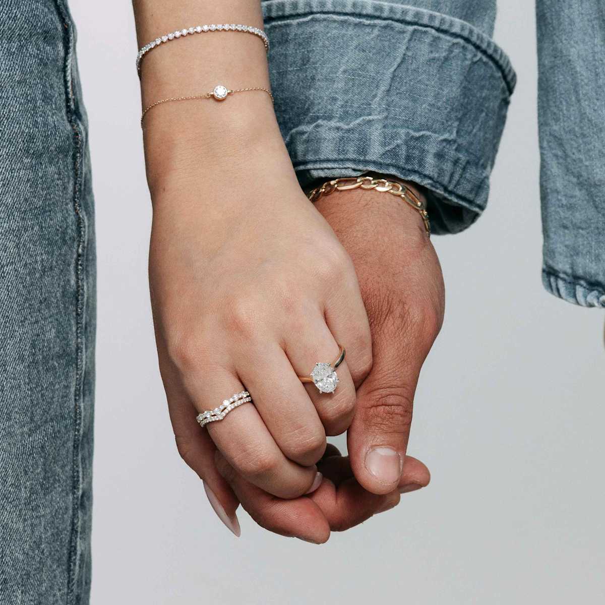 Shiels Jewellers: Grand opening offer North Lakes
