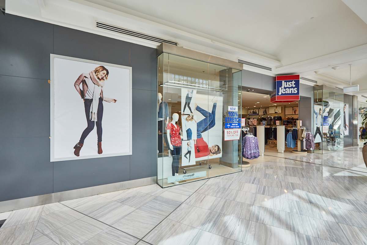 Just Jeans storefront image