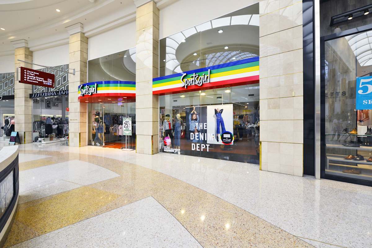 Sportsgirl storefront image