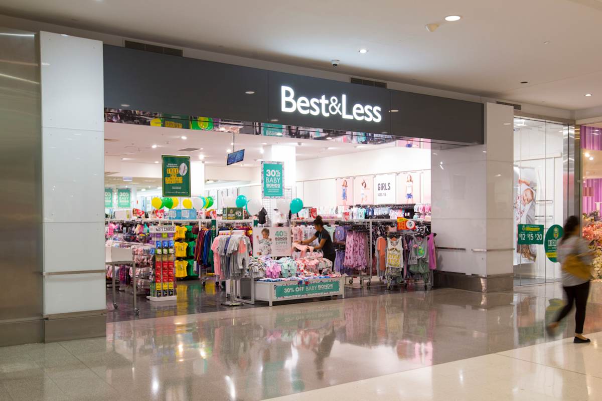 Best & Less storefront image