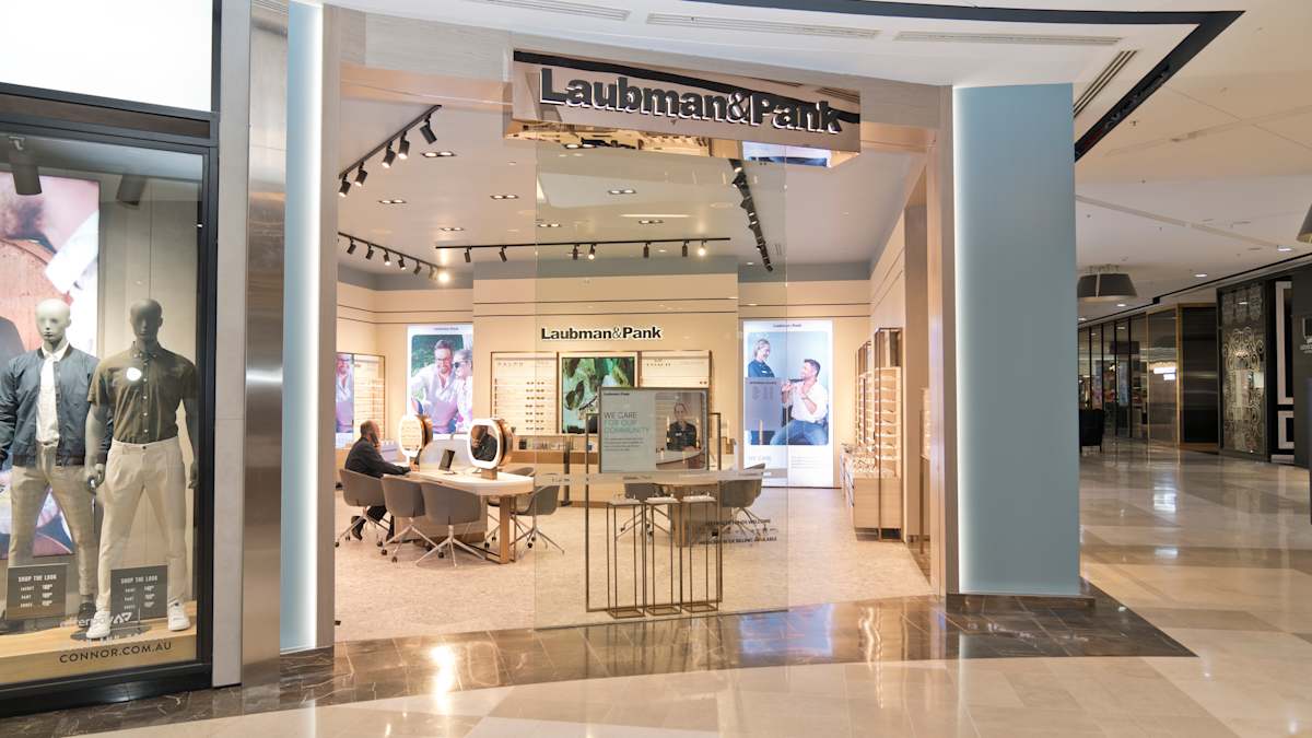 Laubman & Pank Optometrists storefront image