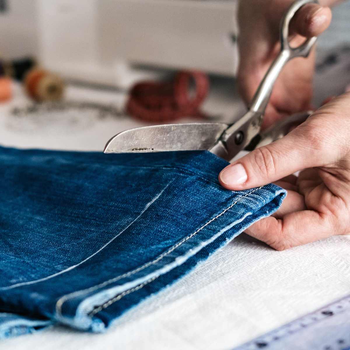Alter It Clothing Alterations: $20 in 20min Hemming*