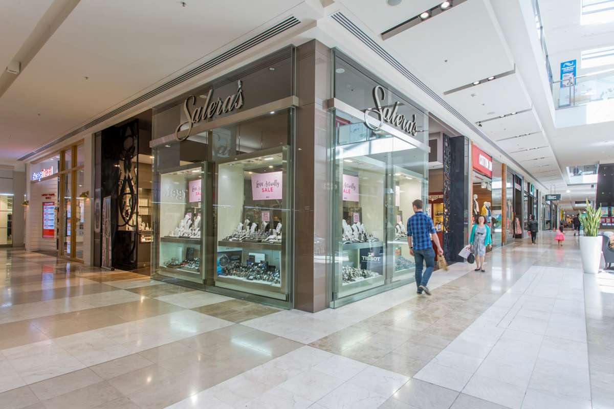 Salera's Jewellmasters storefront image