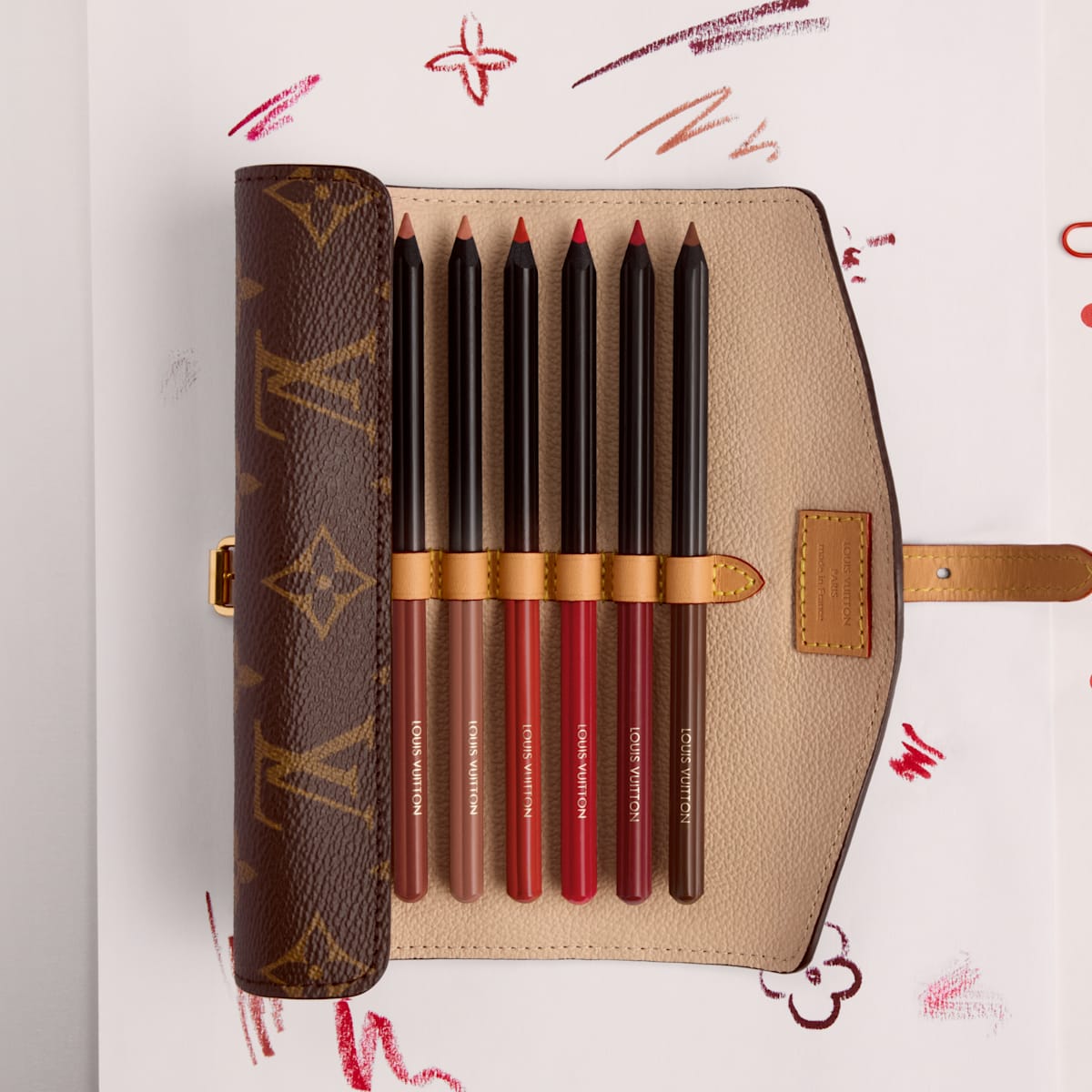 Louis Vuitton: LV Crayon, a new form of Lip Artistry