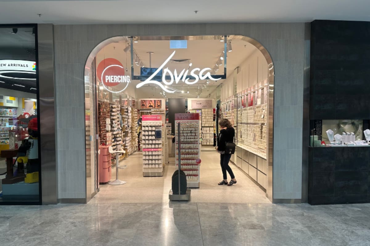 Lovisa storefront image