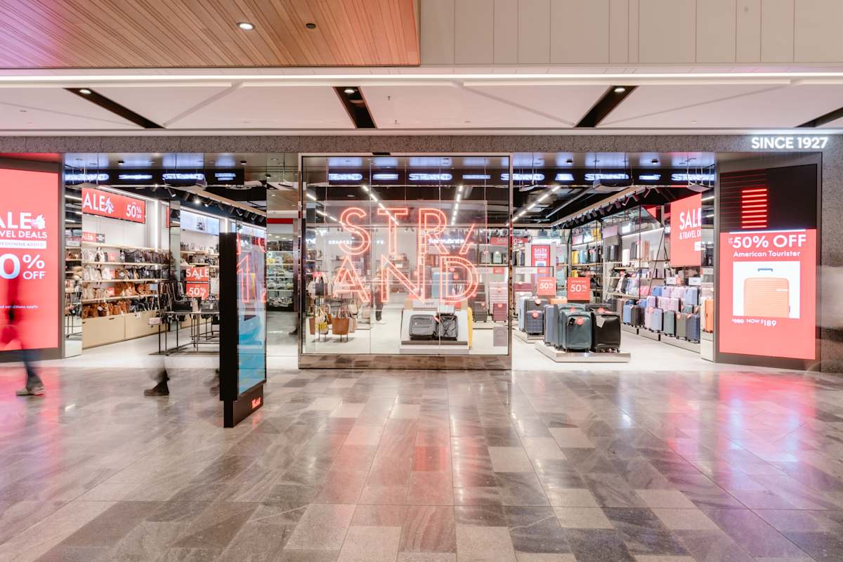 Strand storefront image