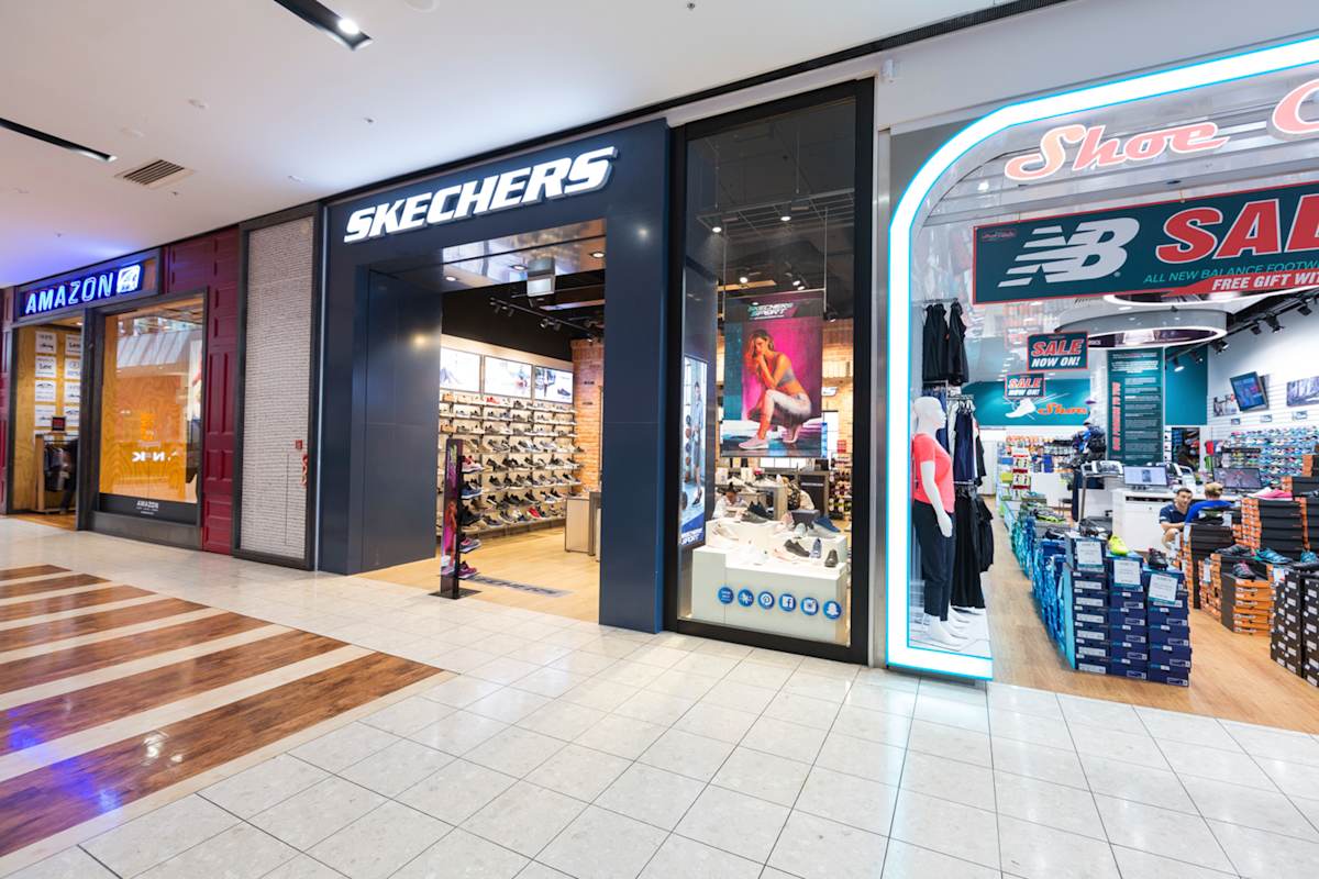 Skechers storefront image