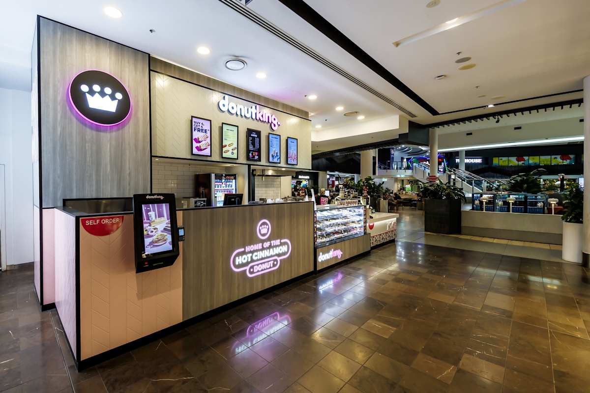 Donut King storefront image