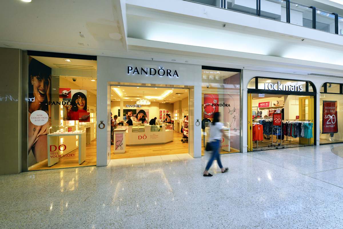 Pandora storefront image