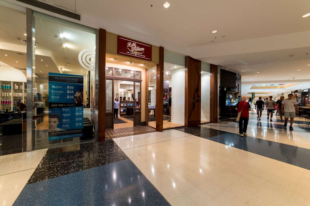R.M.Williams storefront image