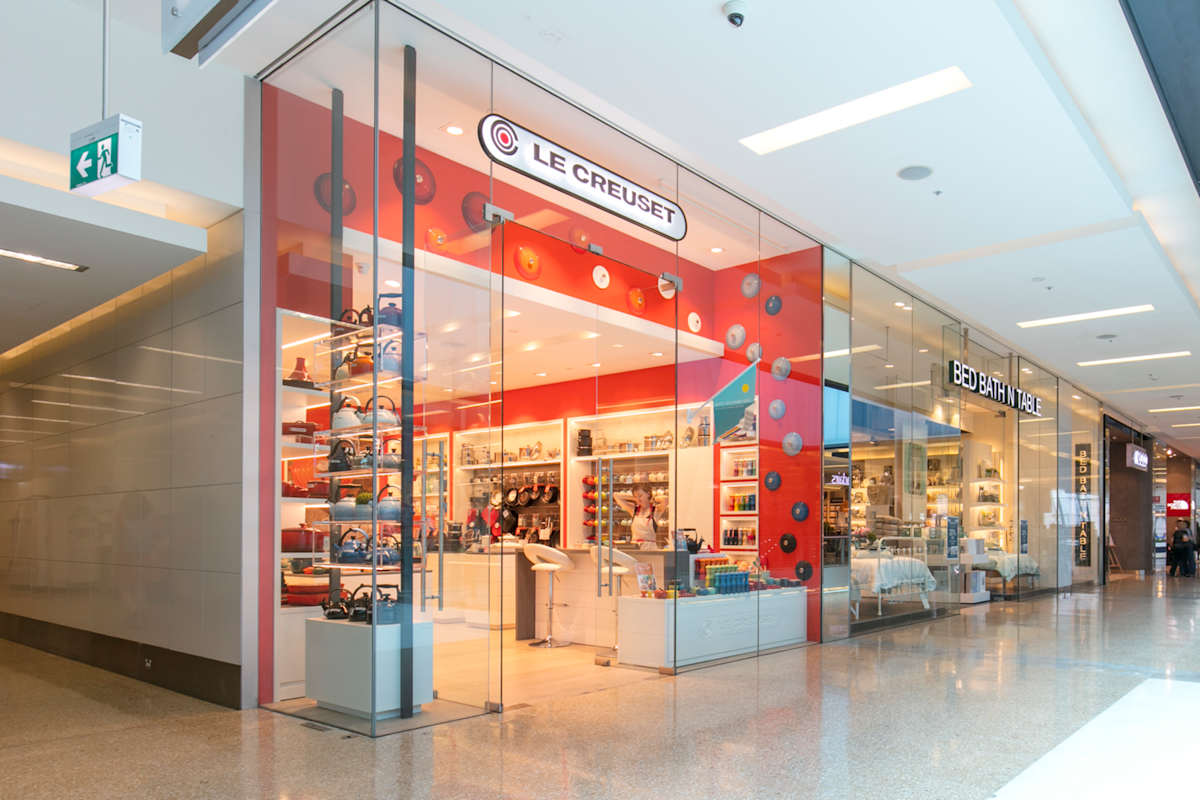Le Creuset storefront image