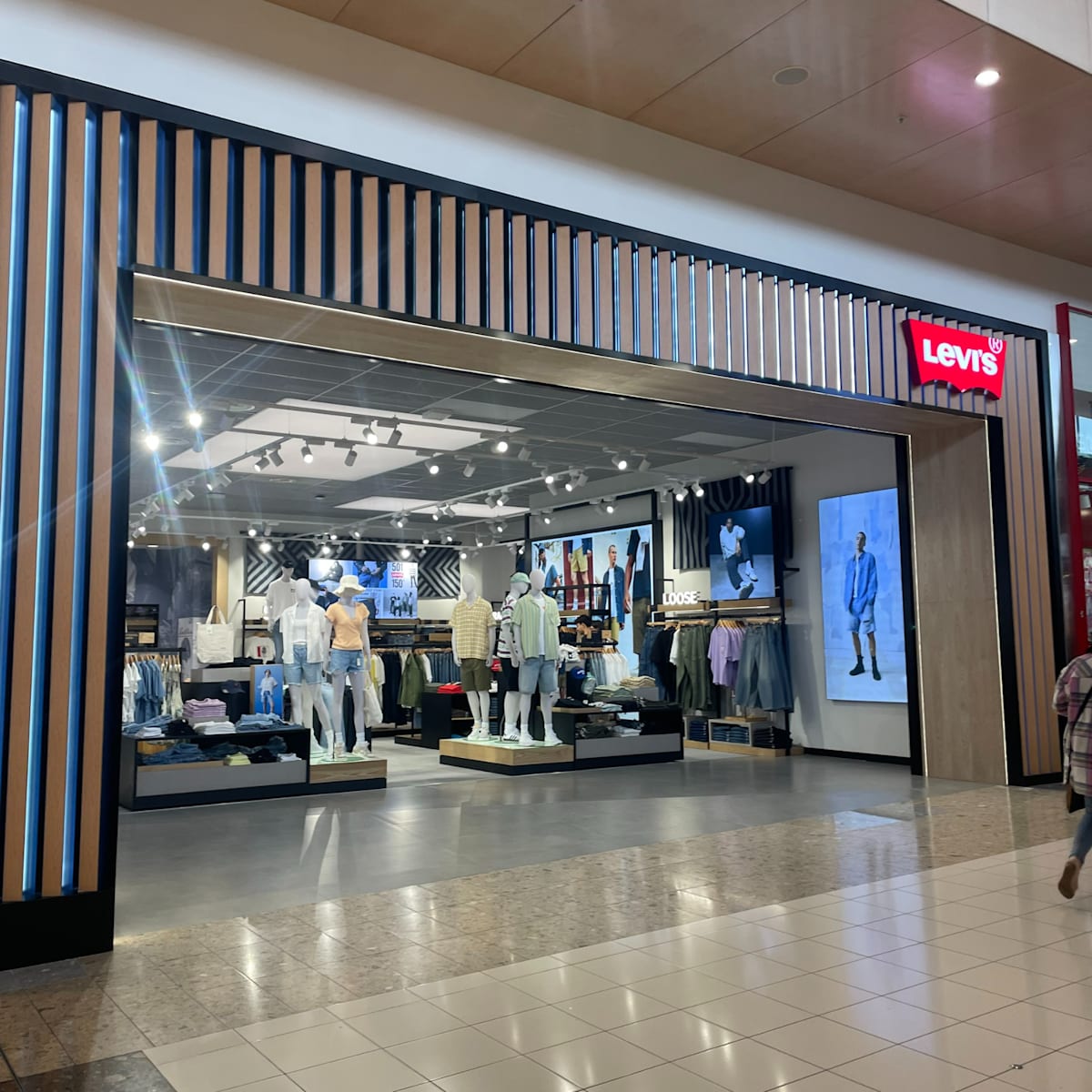 Levis_Store_Albany_2023_Updated