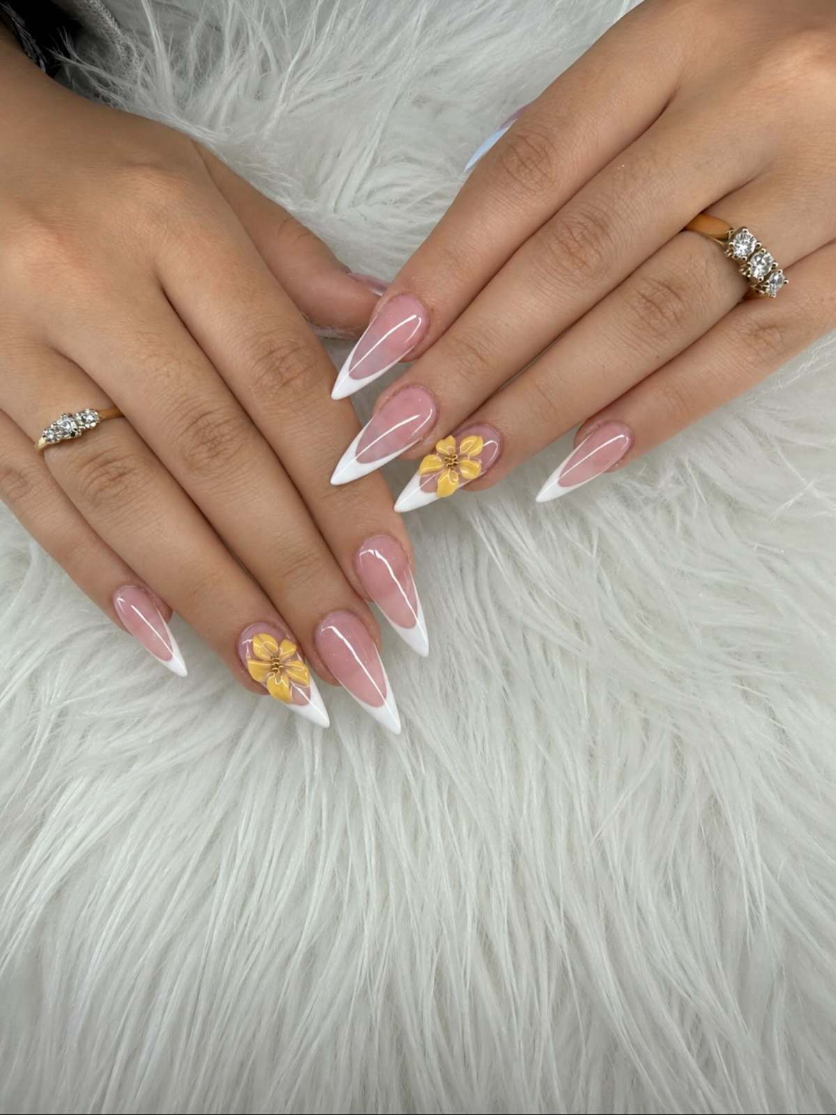 Master Colour Nails: Need a Last-Minute Nails?