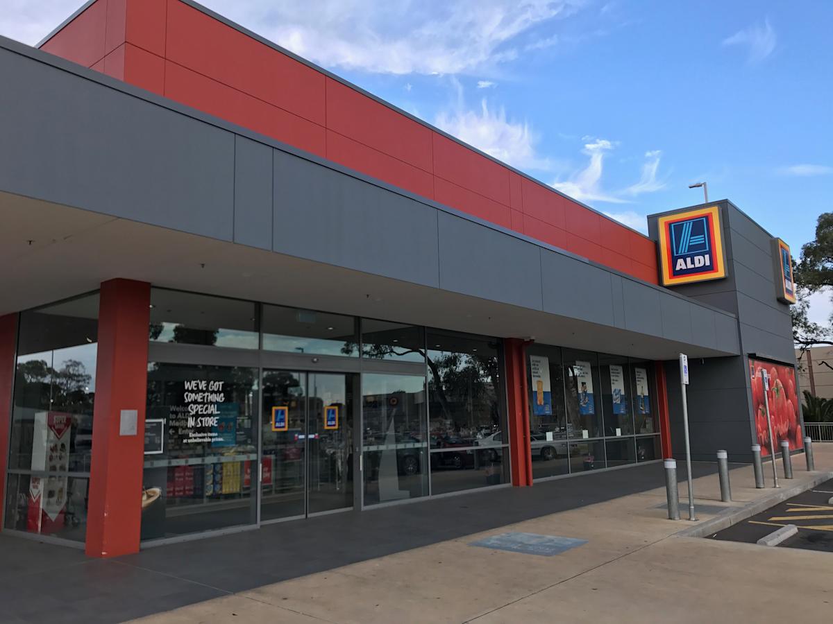 ALDI storefront image