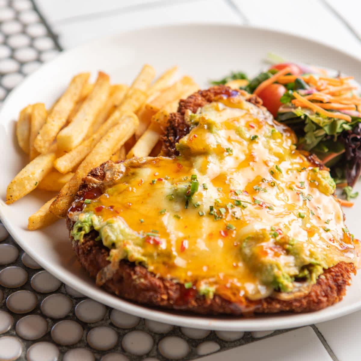 Beach House Bar & Grill: Schnitzel Night