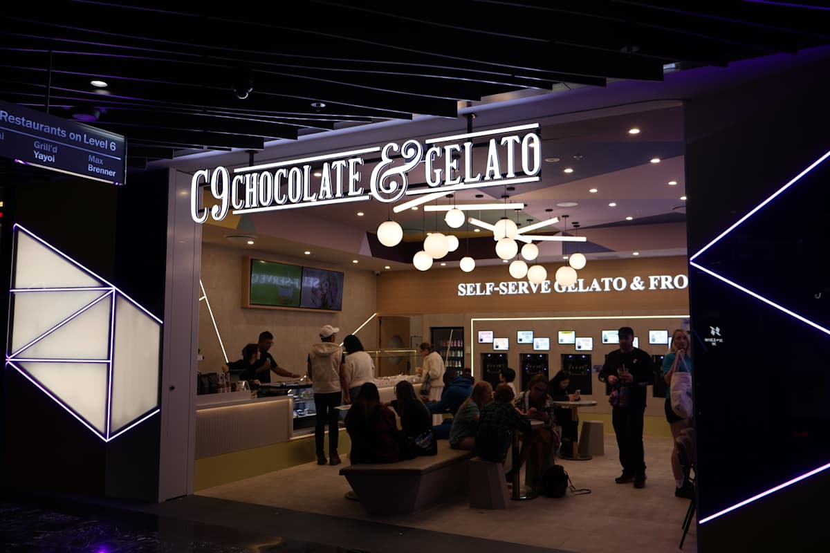 C9 Chocolate & Gelato Storefront