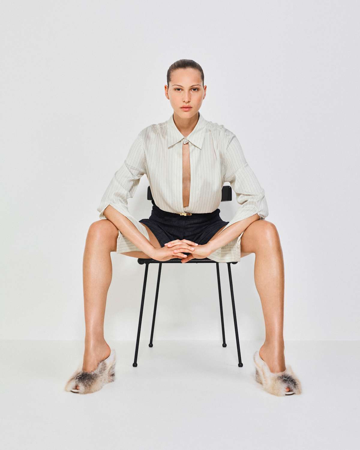sydney fendi aw campaign
