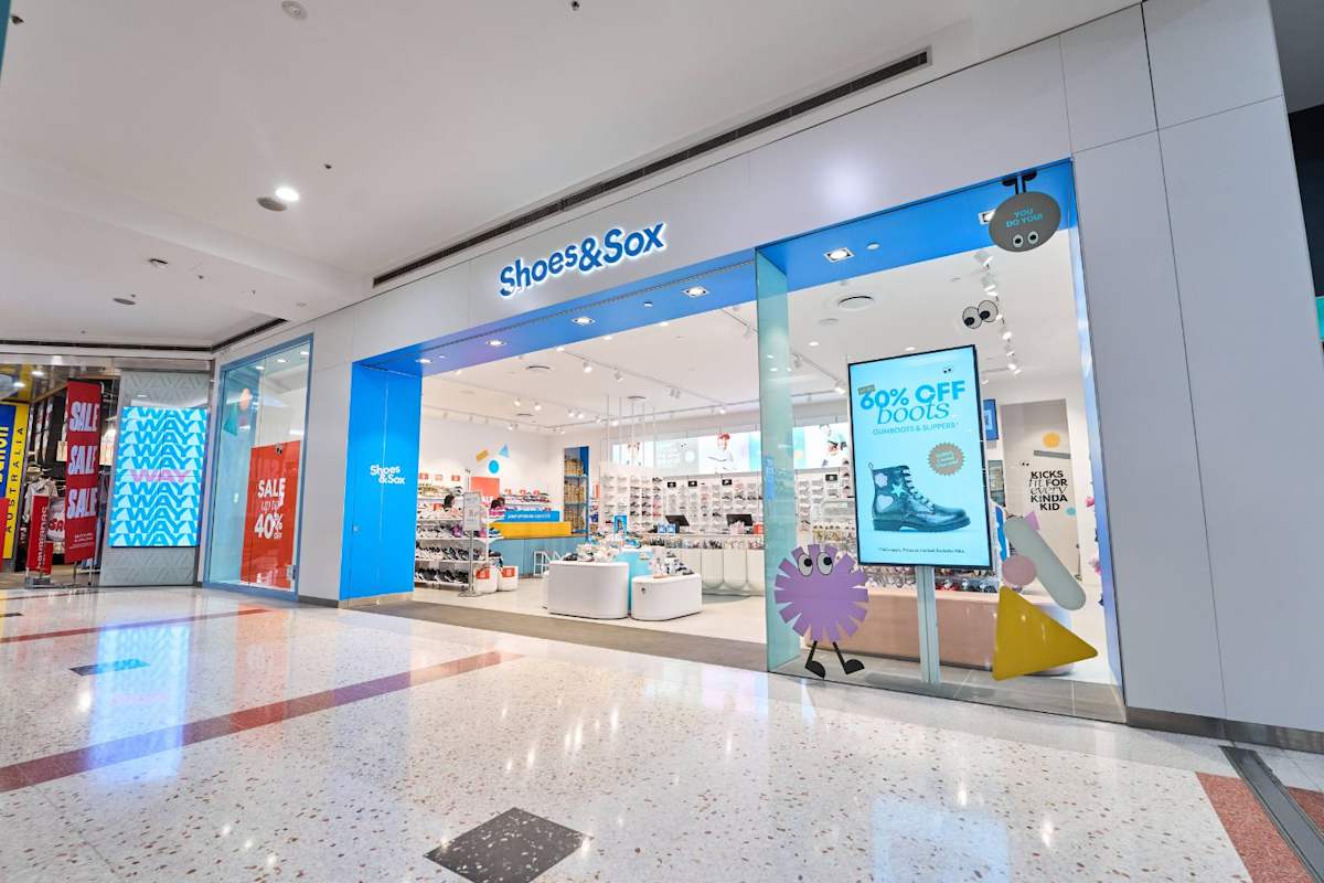 Shoes & Sox storefront image