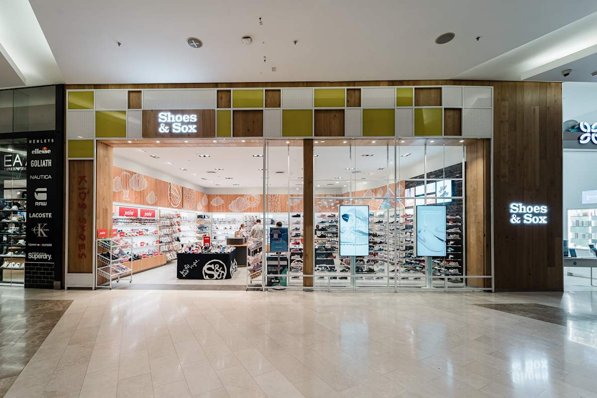 Shoes & Sox storefront image