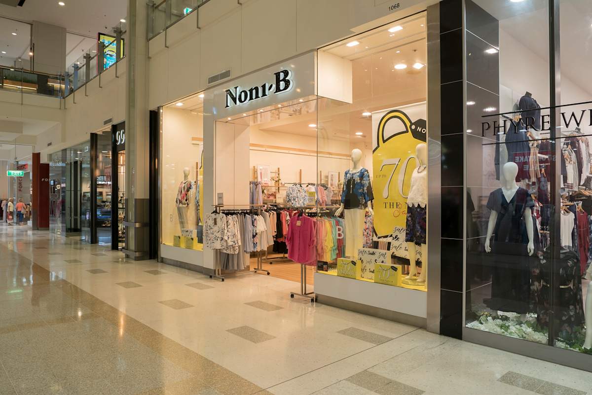 Noni B (Closed) storefront image
