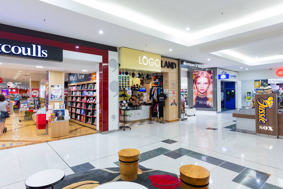 Logoland storefront image
