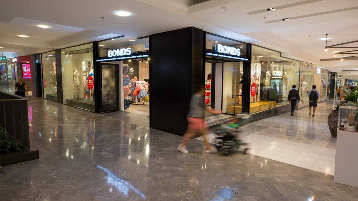 Bonds storefront image