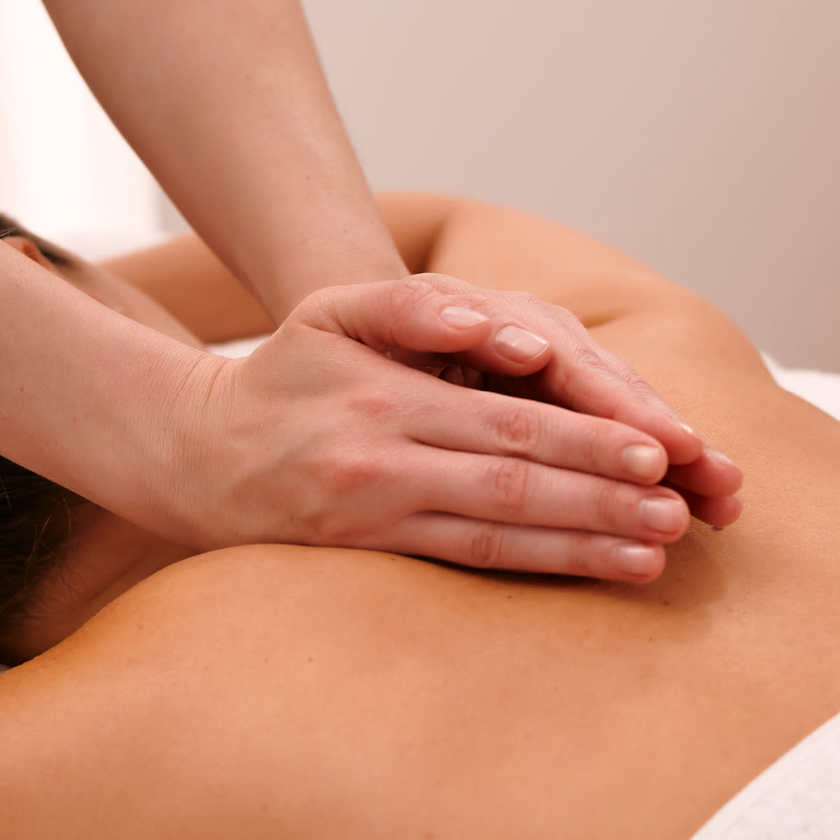 endota: Rest & Restore Massage