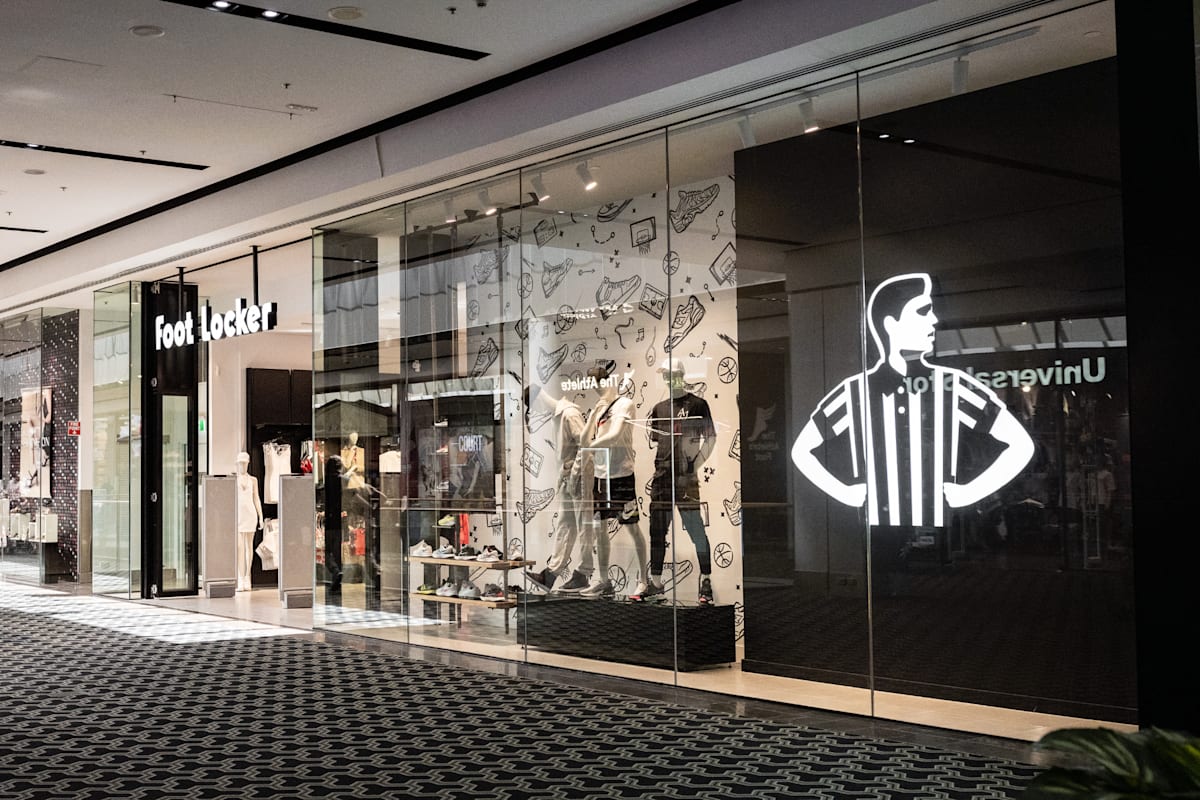 carmine's foot locker