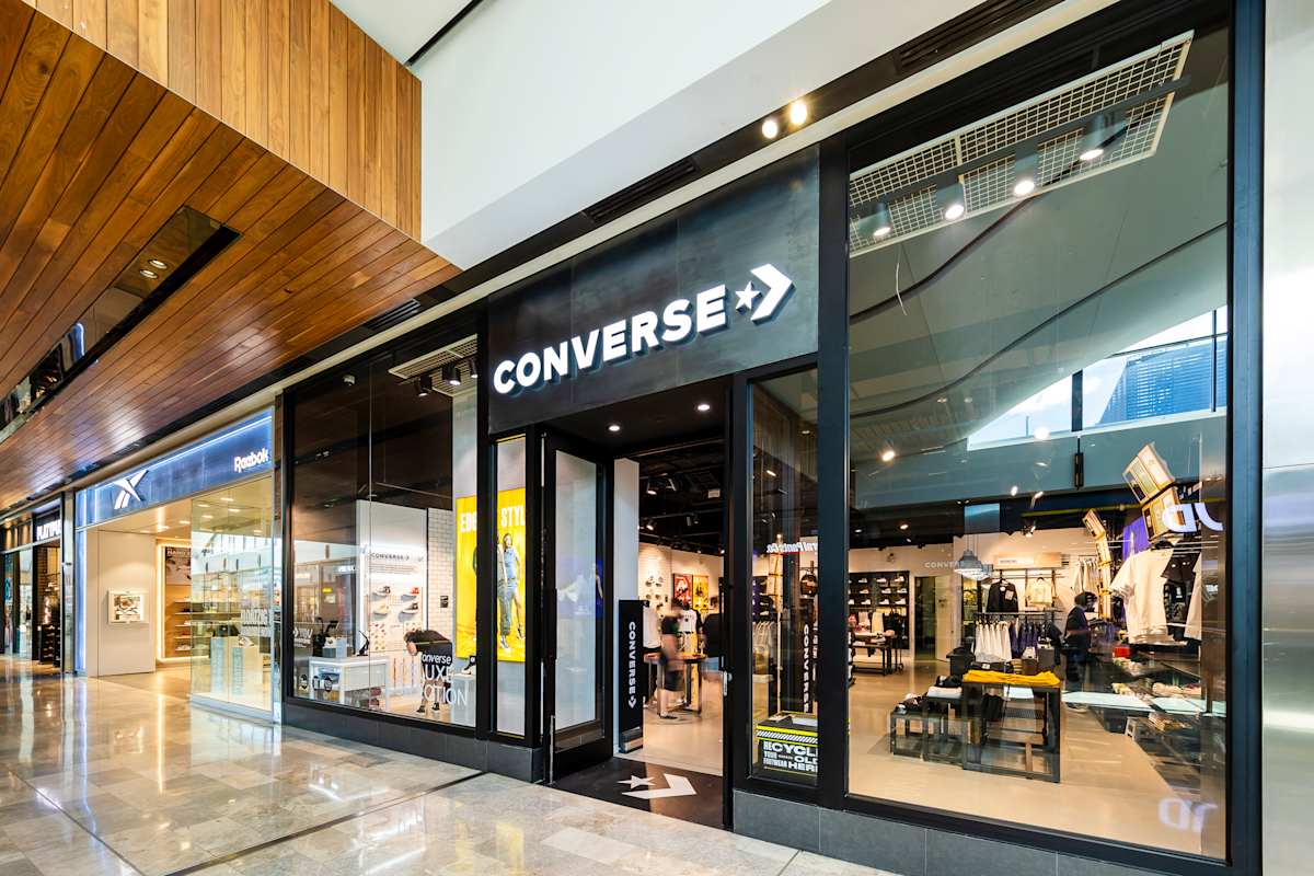 converse store