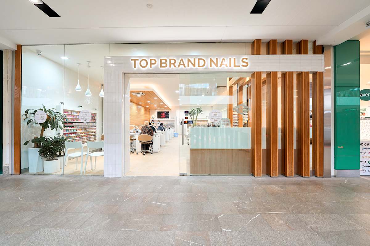 Top Brand Nails storefront image