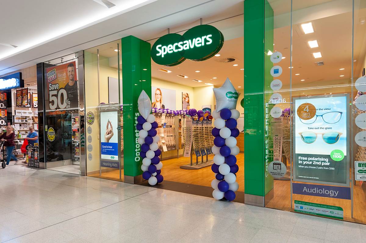 Specsavers storefront image