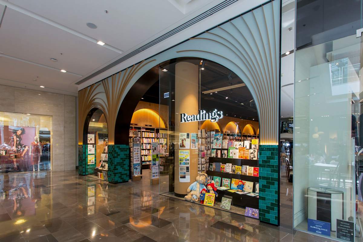 Store Readings storefront image