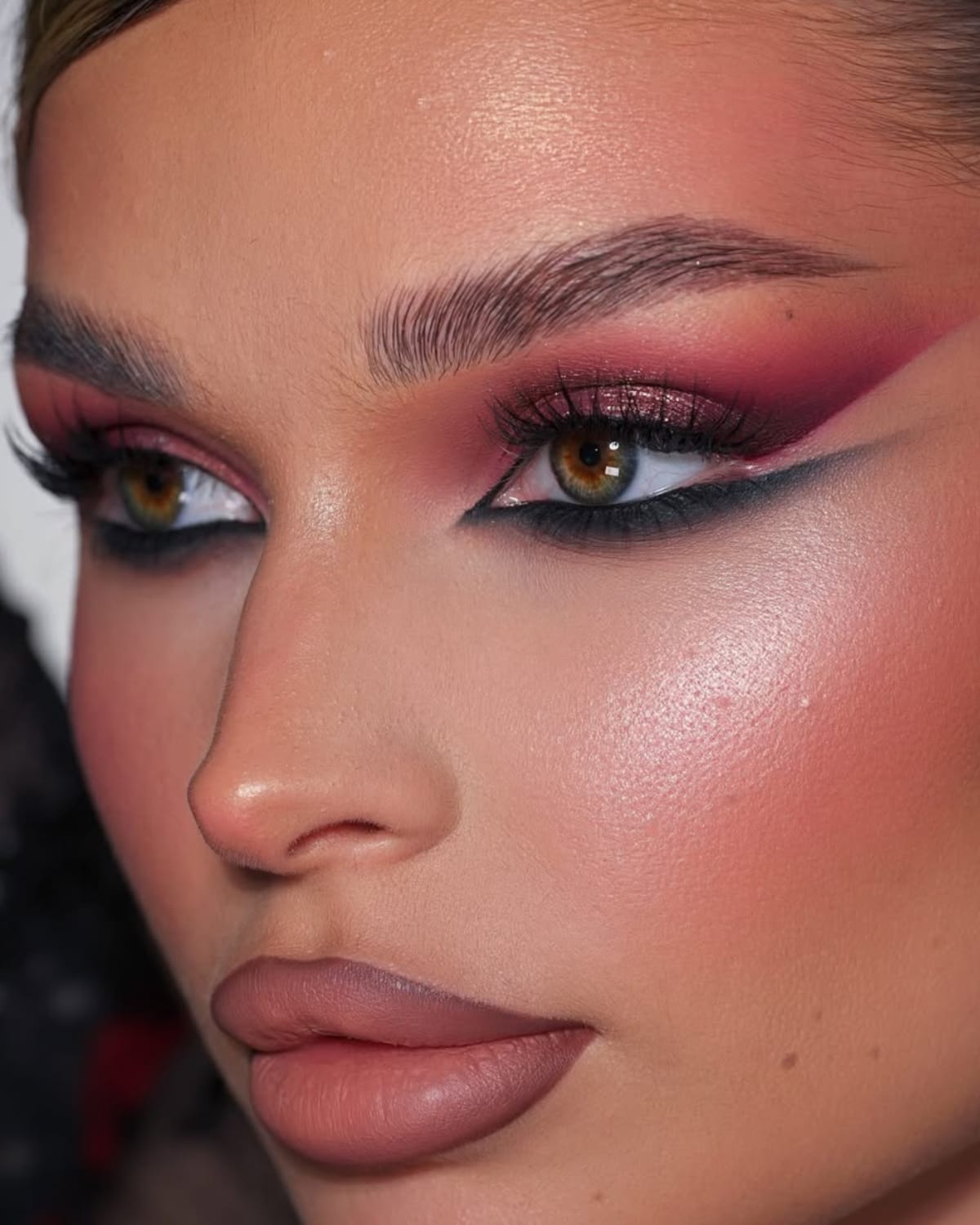 cherry red eyeshadow