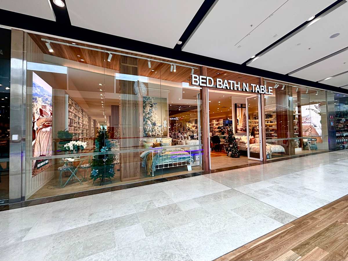 Bed Bath N' Table storefront image